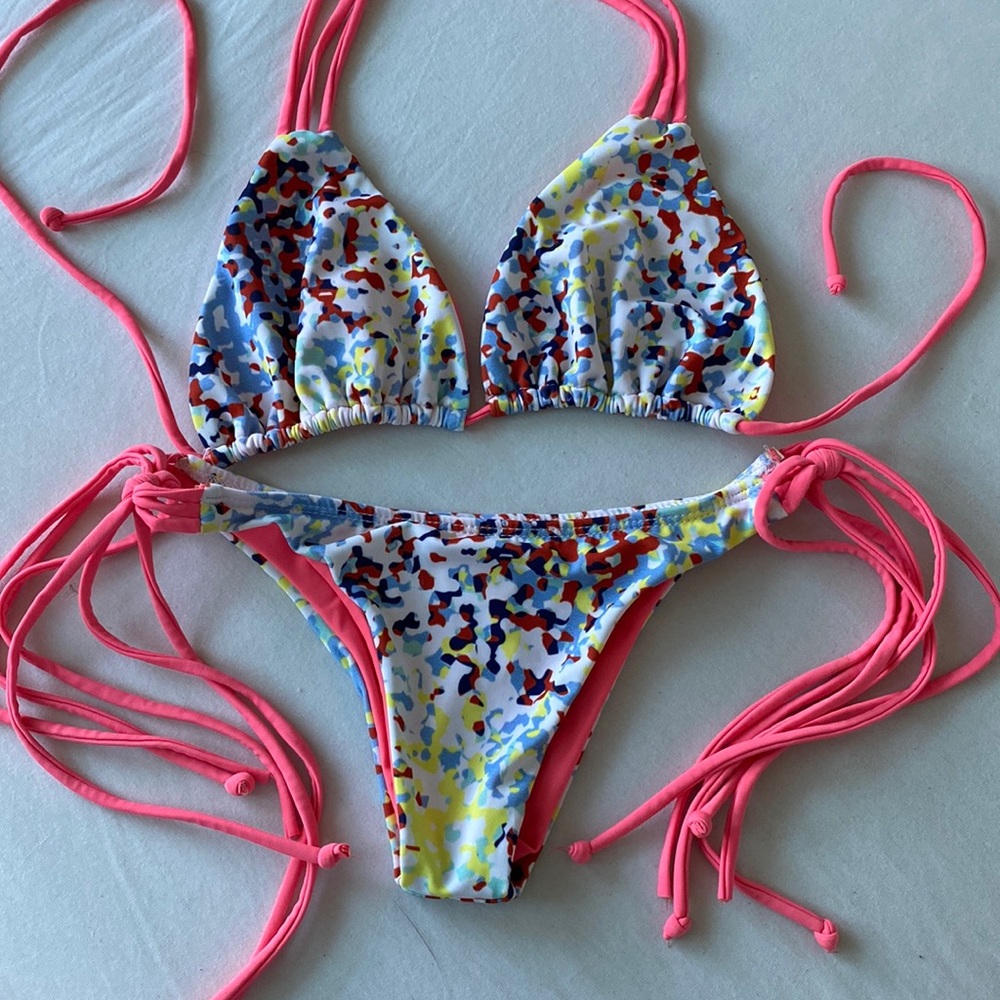 NWT Print Bikini - Picture 2 of 8
